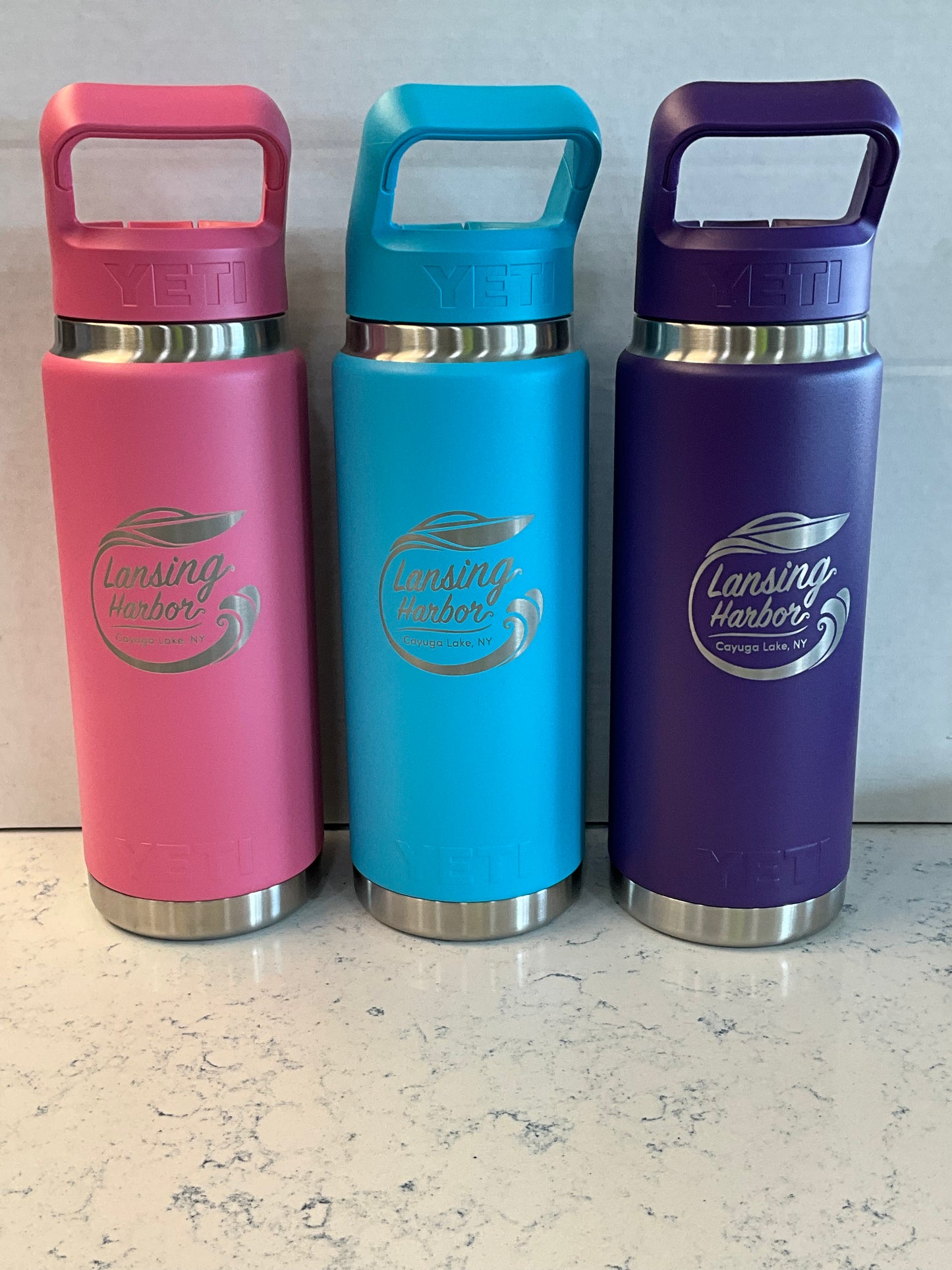 YETI 26 Oz Bottle W/ Handle